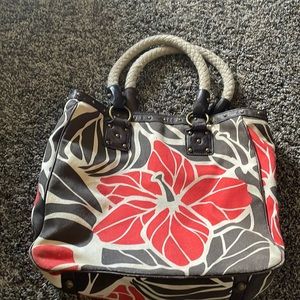 Medium size fabric tote